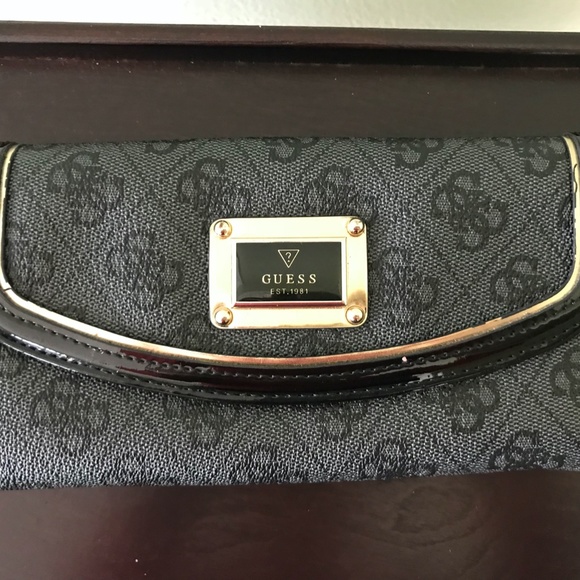 Black/Gray Leather Wallet - Picture 5 of 5